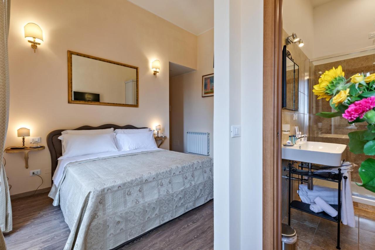 Vatican Domus Luxury Rooms Рим Екстер'єр фото