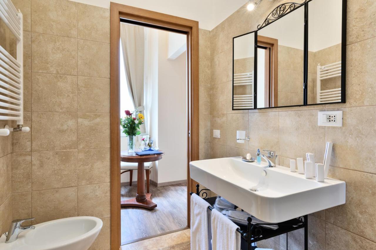 Vatican Domus Luxury Rooms Рим Екстер'єр фото