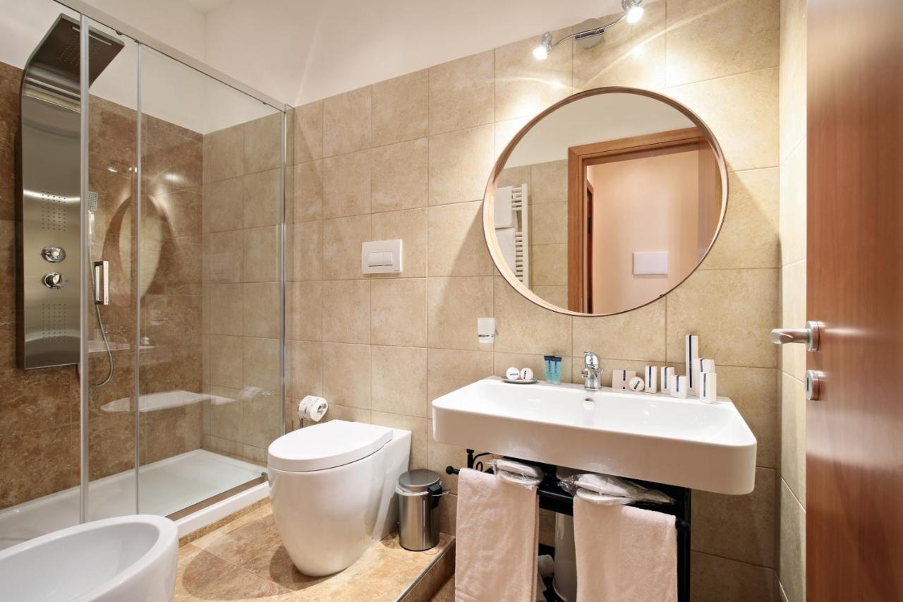 Vatican Domus Luxury Rooms Рим Екстер'єр фото