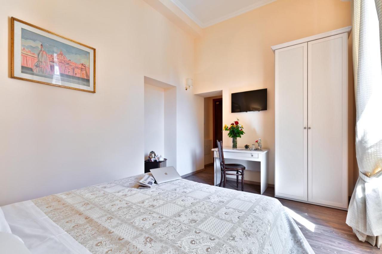 Vatican Domus Luxury Rooms Рим Екстер'єр фото