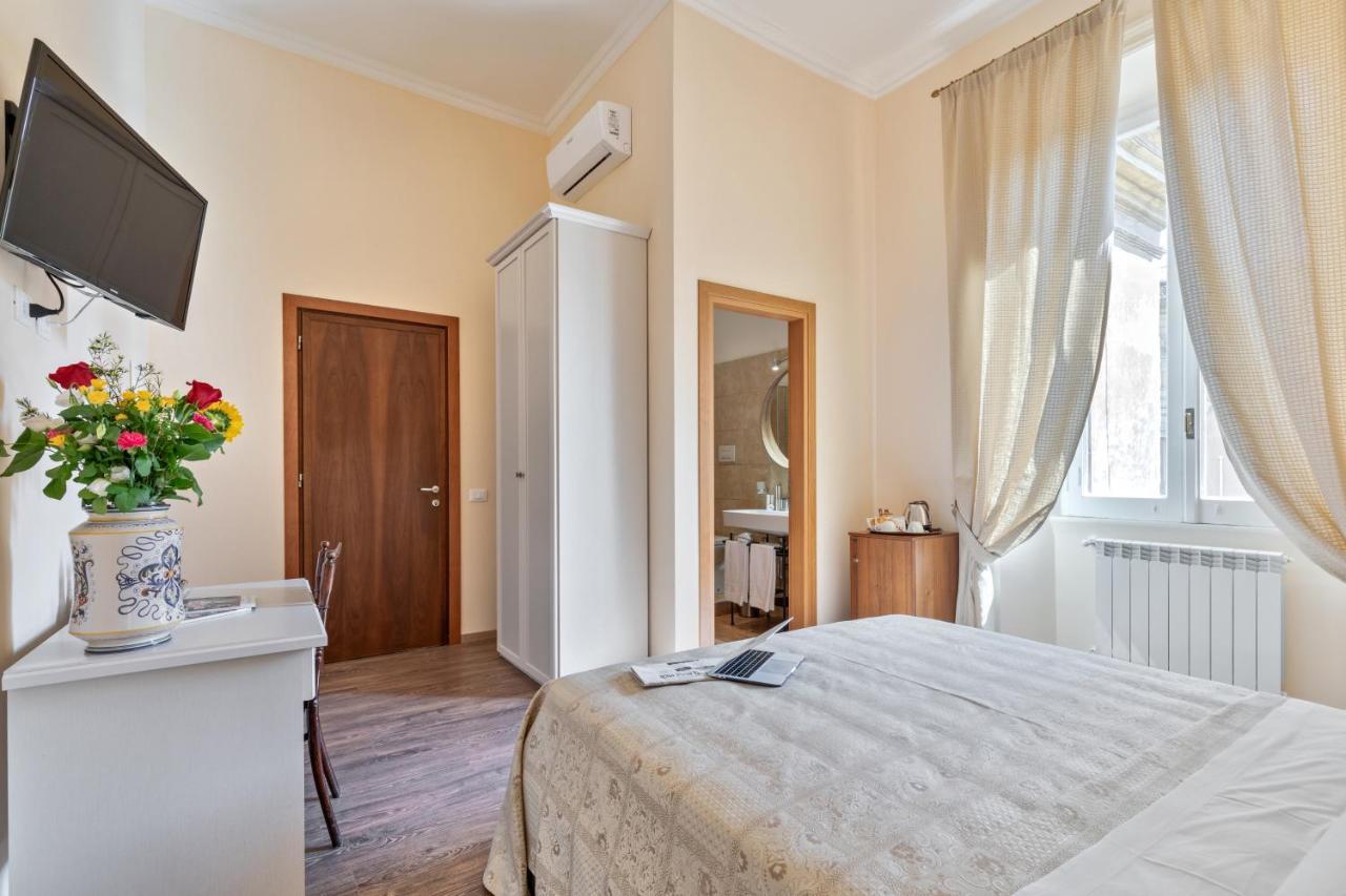 Vatican Domus Luxury Rooms Рим Екстер'єр фото