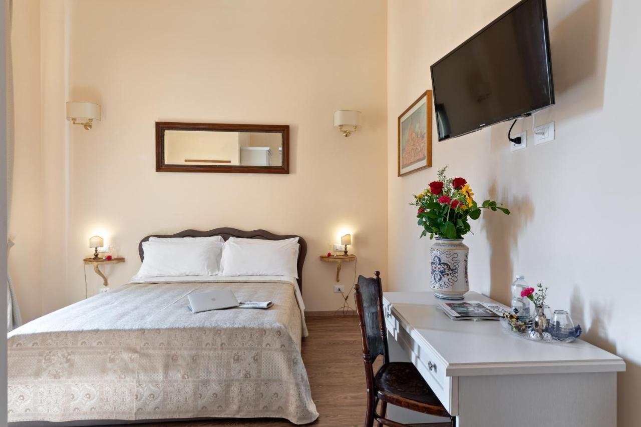Vatican Domus Luxury Rooms Рим Екстер'єр фото